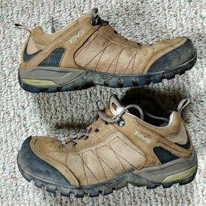 Teva Men's Riva Event Waterproof Hiking Sneakers